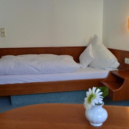 Hotel Hofgarten Bad Buchau Εξωτερικό φωτογραφία