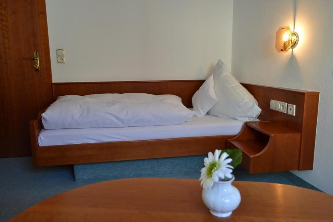 Hotel Hofgarten Bad Buchau Εξωτερικό φωτογραφία
