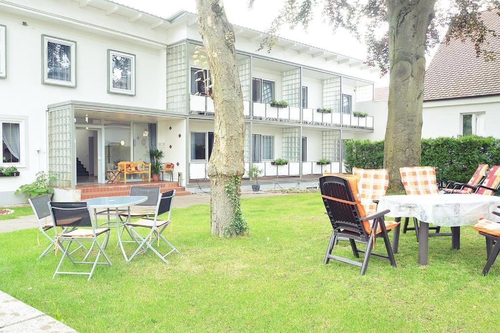 Hotel Hofgarten Bad Buchau Εξωτερικό φωτογραφία