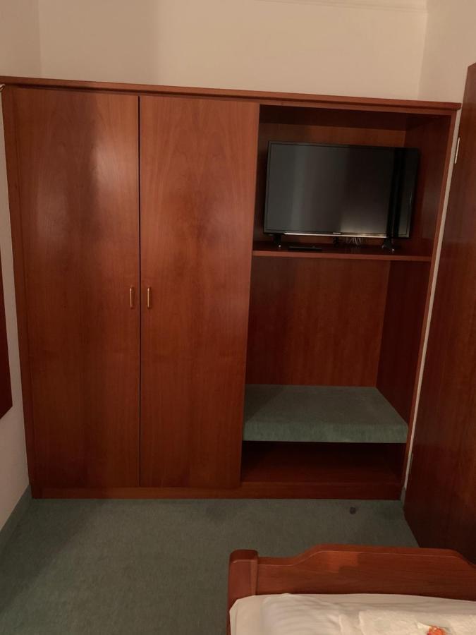 Hotel Hofgarten Bad Buchau Εξωτερικό φωτογραφία